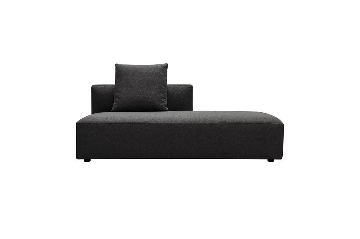 Elaine Chaise Hoya Casa Hoyacasa.ca couch sofa bed 4 seater sectional table kitchen table love seat sofa bed matress Toronto Canada manufactures home decoration frames indoor Ottoman